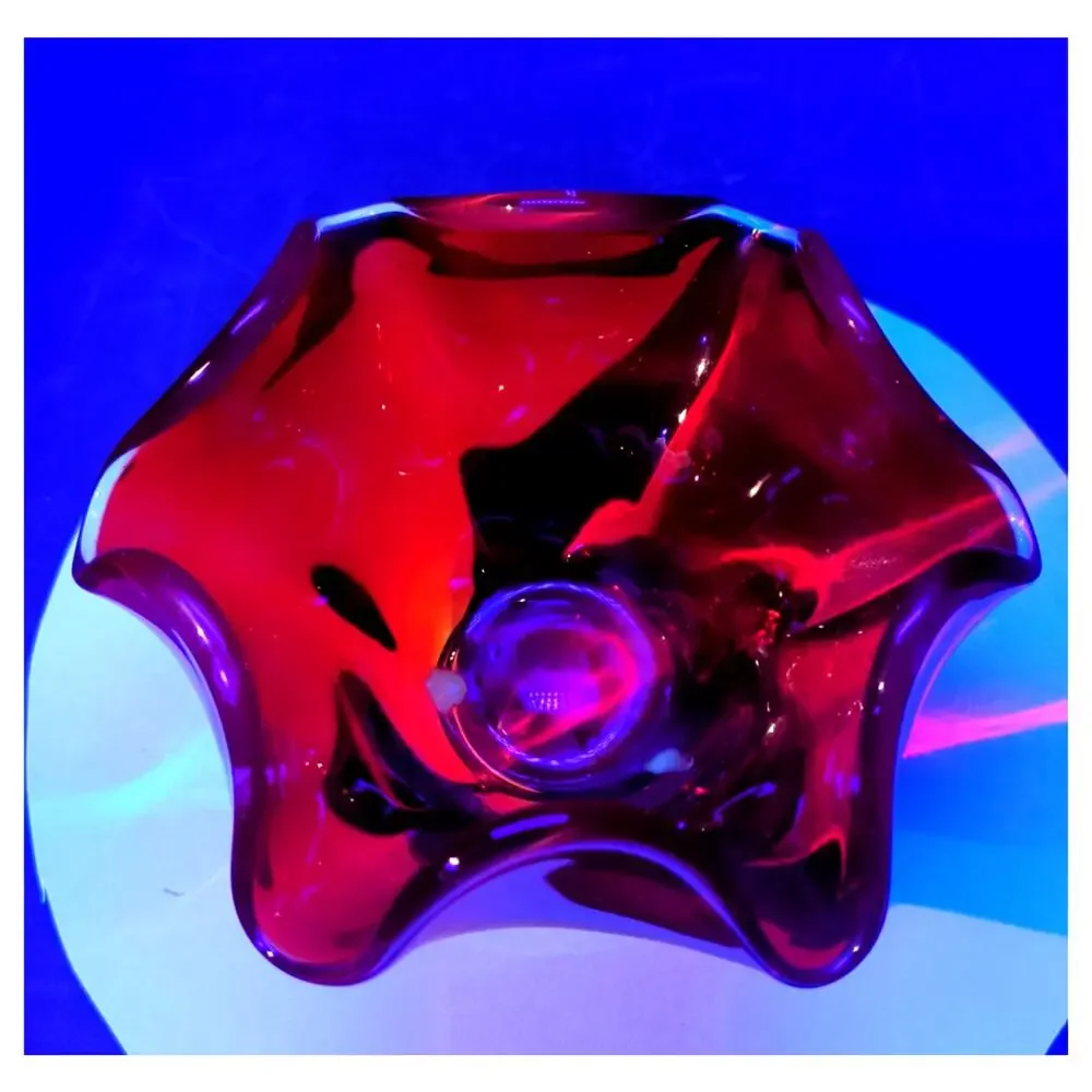 594. Mid Century Modern Handkerchief Bowl Vase Glows by Viking